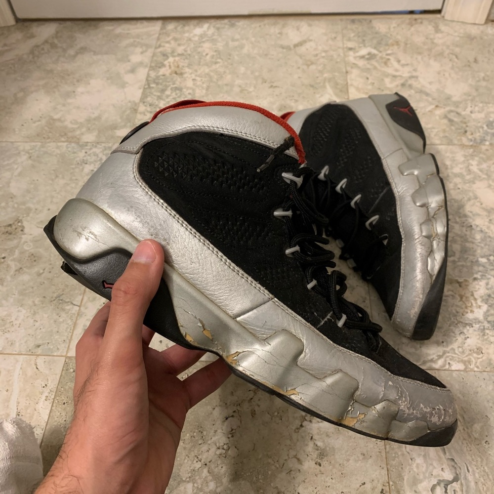 Men’s Air Jordan 9 shoes
